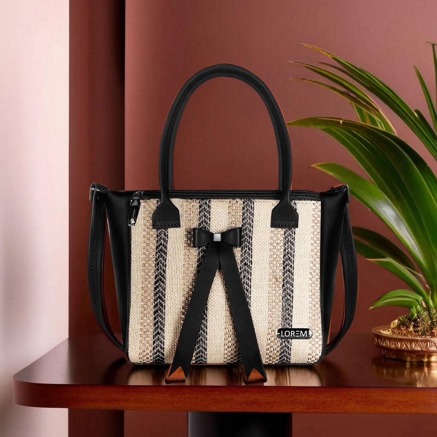 Black Glamorous Faux Leather Handbag HB22 10 HB22g1